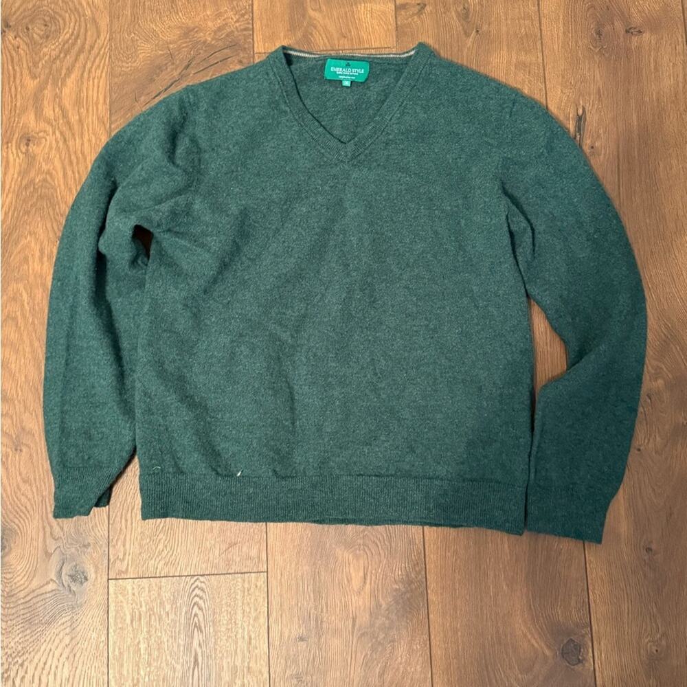 Vintage Emerald Style Men's Green V-Neck Sweater 100% wool